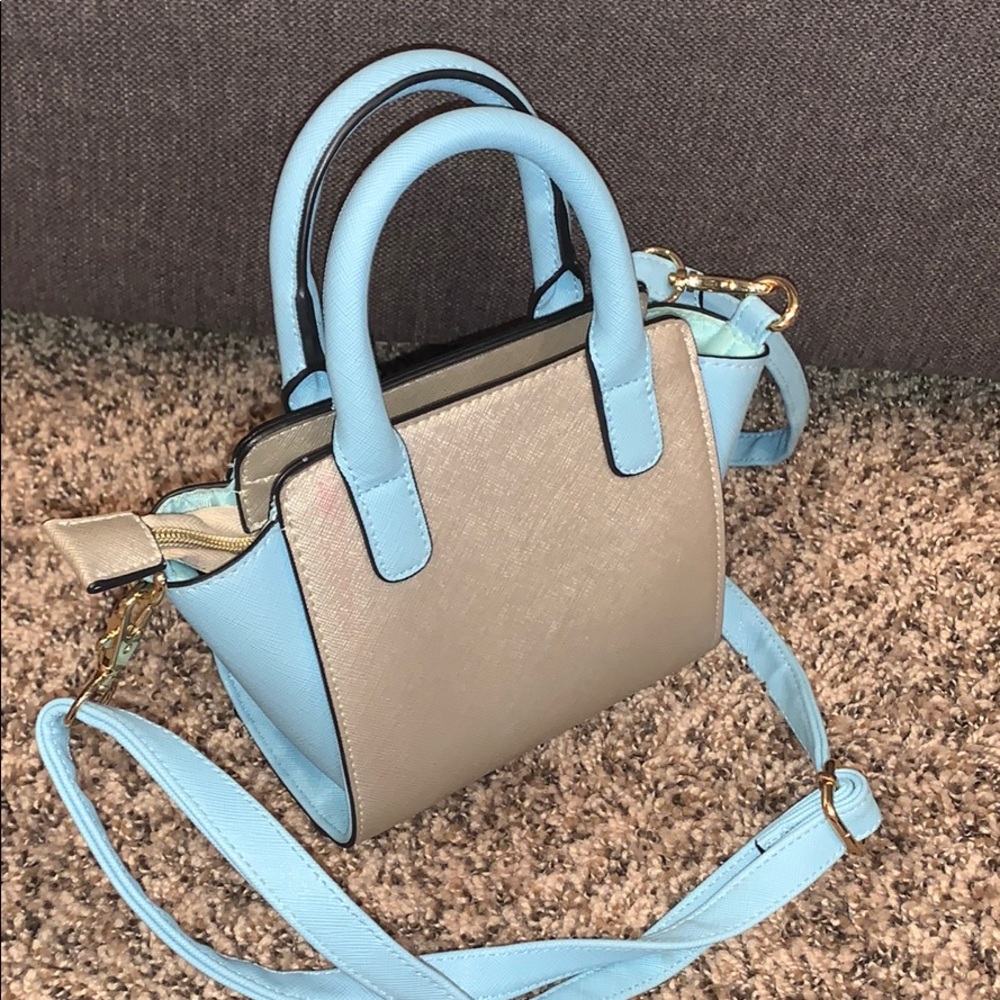 Purse - Picture 3 of 6